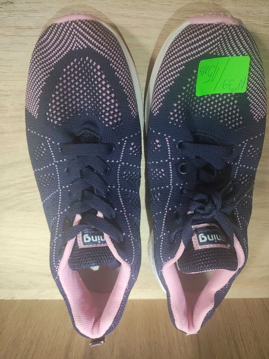 Маратонки от 10 до 35 лв