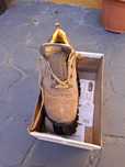 Vand bocanci de lucru