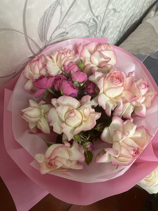 Букет  розый.