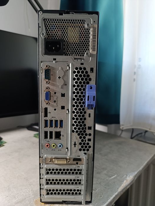 Vand unitate Lenovo Thinkcentre DEFECTA