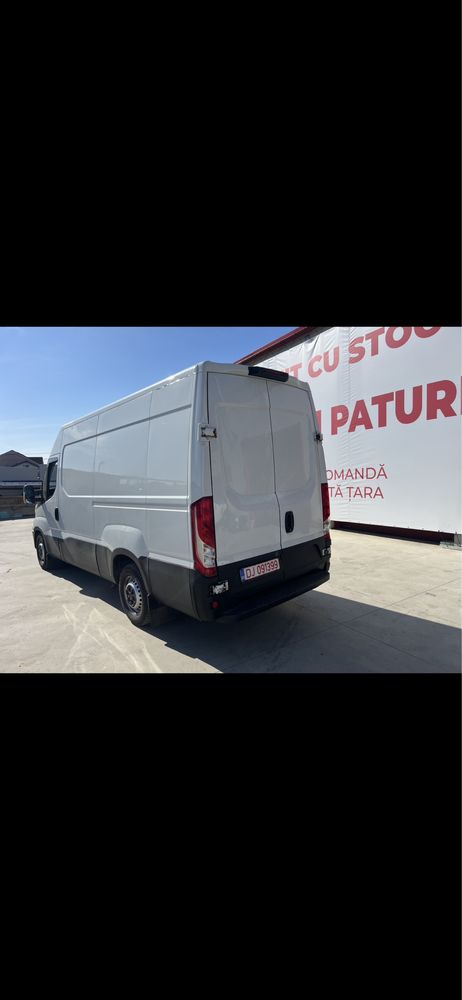 Inchiriaza duba masina craiova rent a car
