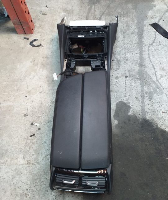 Dezmembrez BMW Seria 5 G30 [2016 - 2020] Sedan 520d Steptronic (190 hp)