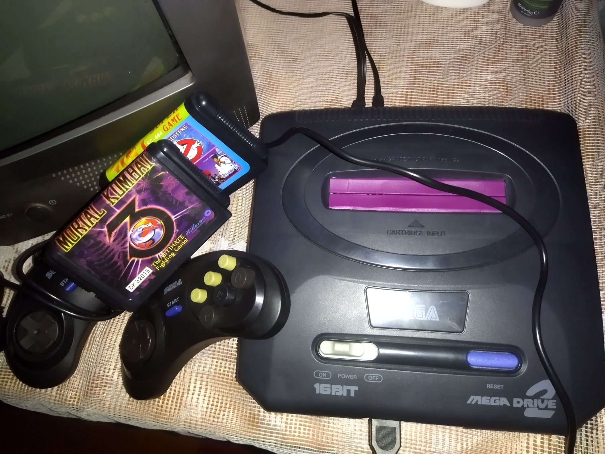 Sega Mega Drive в хорошем состоянии