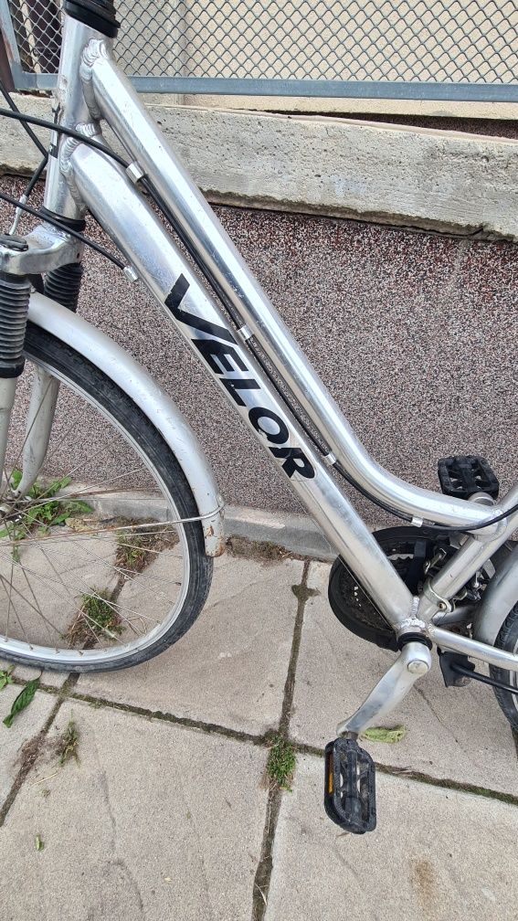 Алуминиев градски велоспед VELOR 28"цола