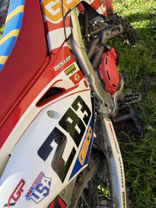 Honda CRF 450 Red moto edition