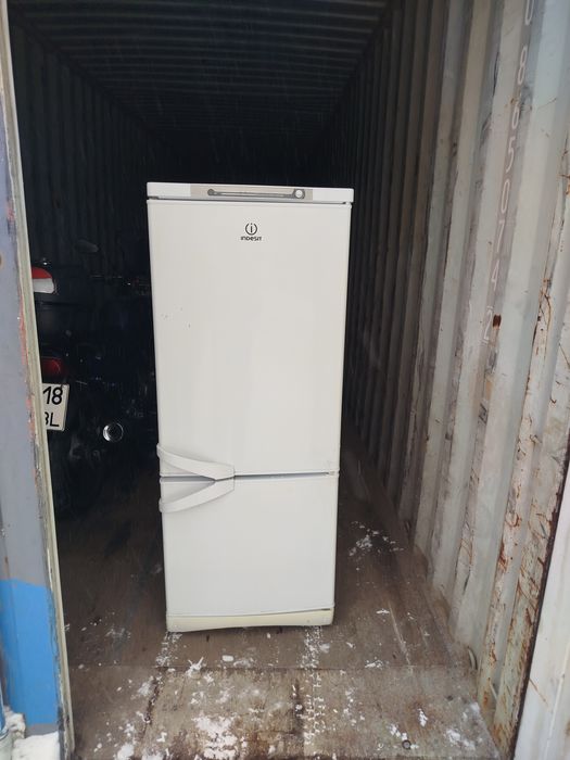 Рабочий холодильник