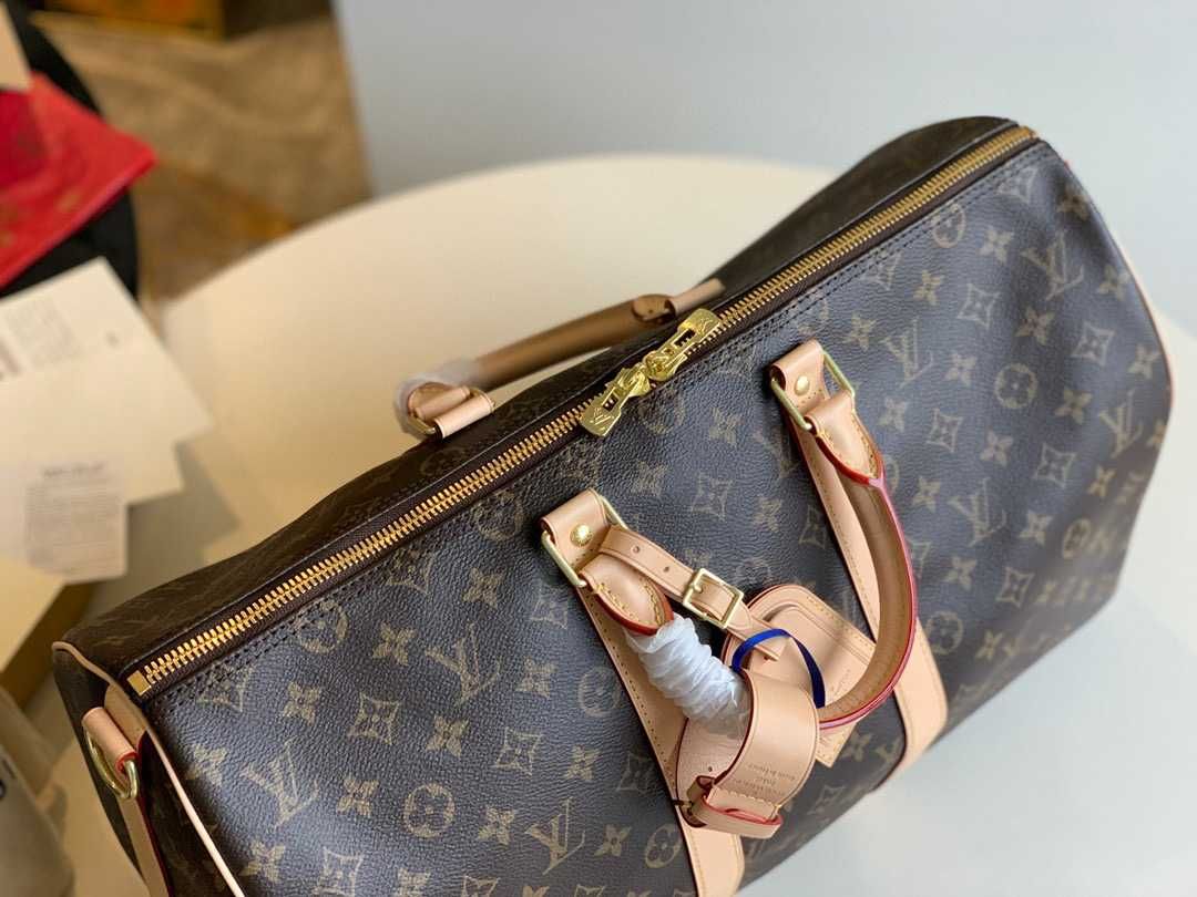 Genti Louis Vuitton