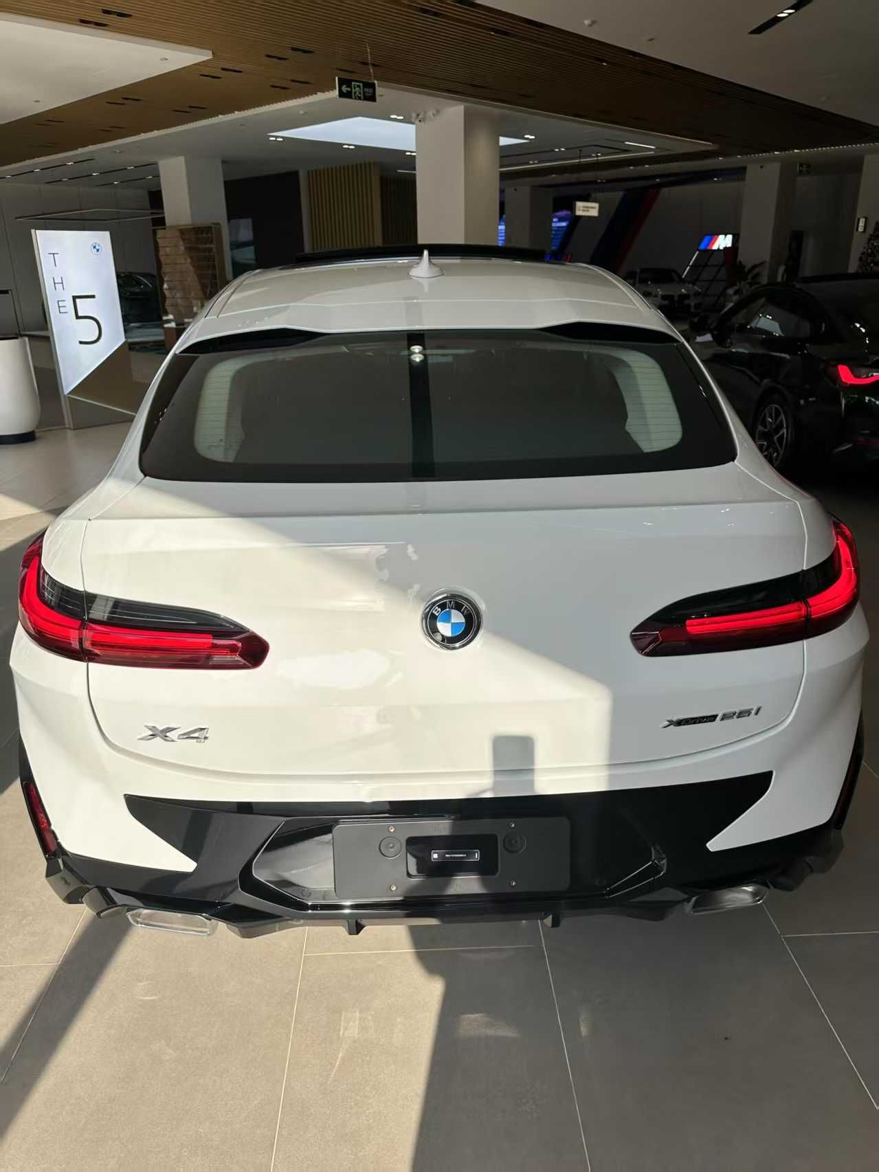 BMW X4 25i и 30i MSport