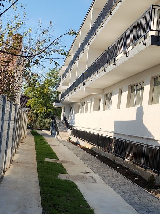 Gars 37m.p , tripan gri , incalzire pardoseala ,stradal Sos Giurgiului