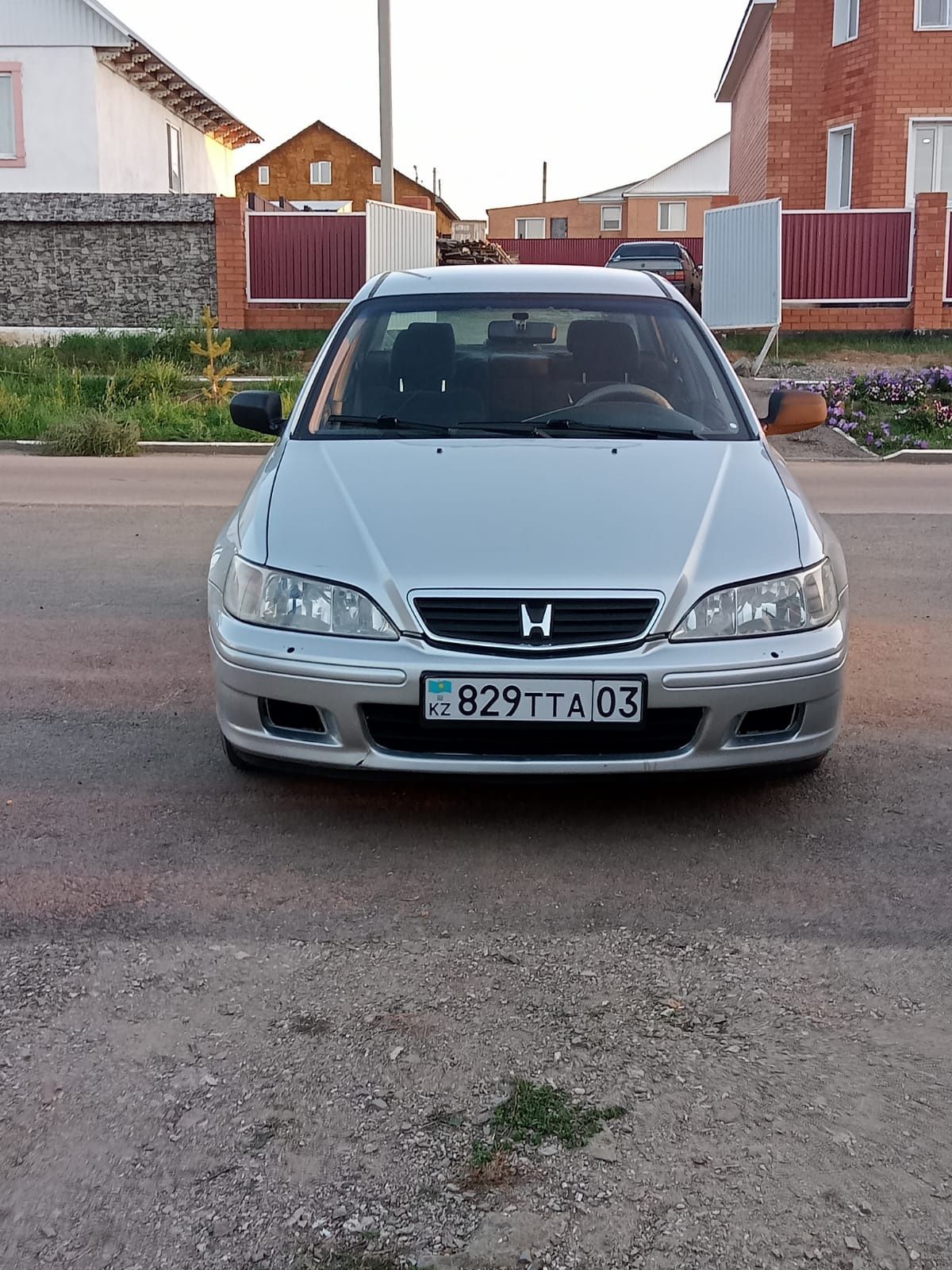 Продаю машину Honda