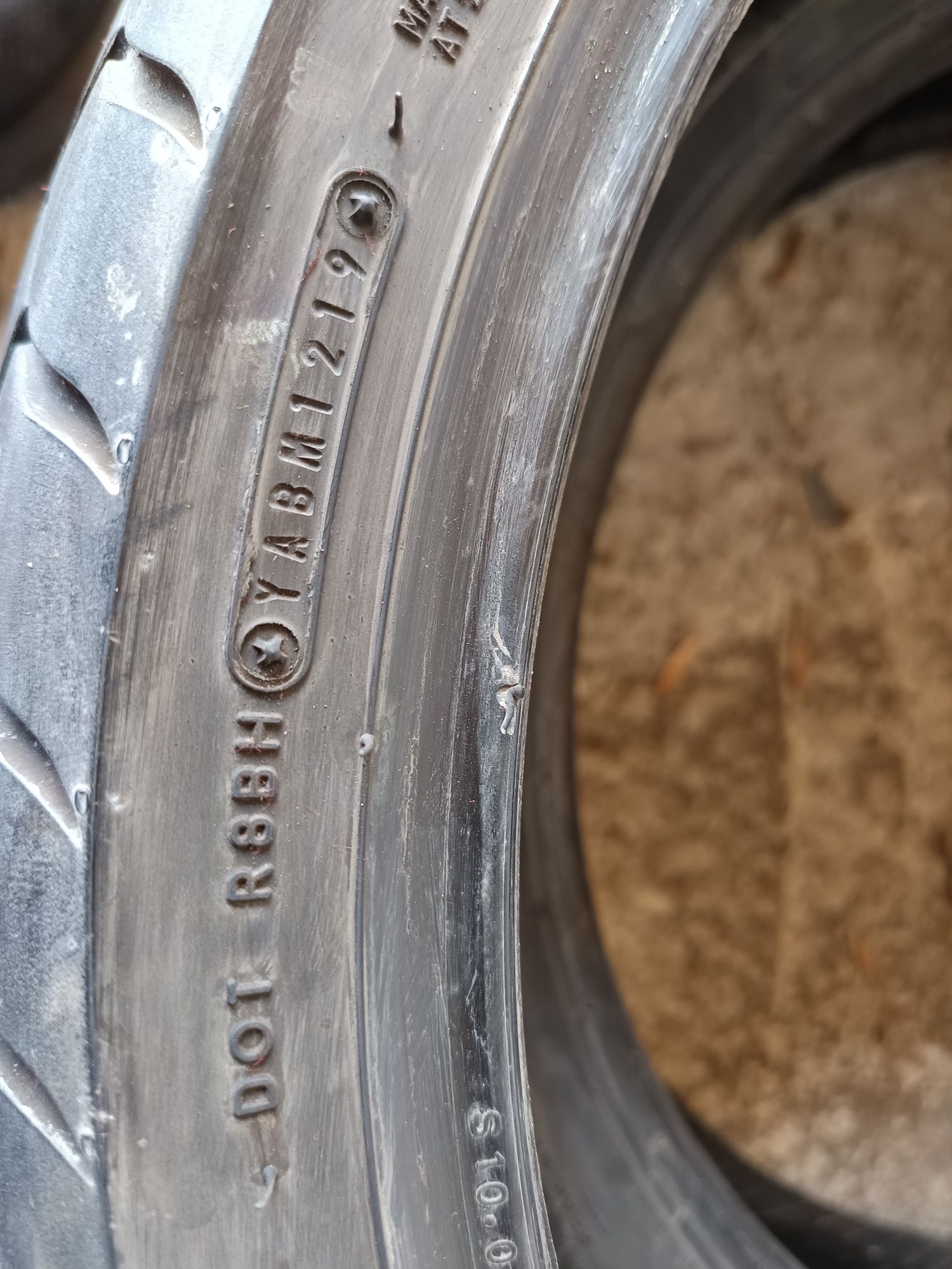 Мото гума 120 70 R 18 DUNLOP Дот 2119