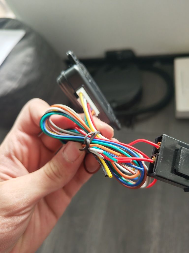 Auto side mirror folding module