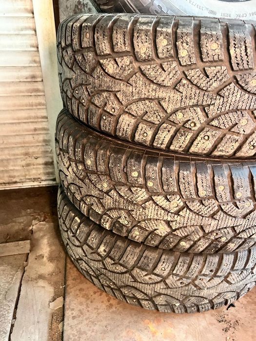 Продам резину 15 б/у 15000