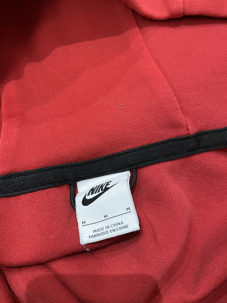 Nike Tech Fleece M