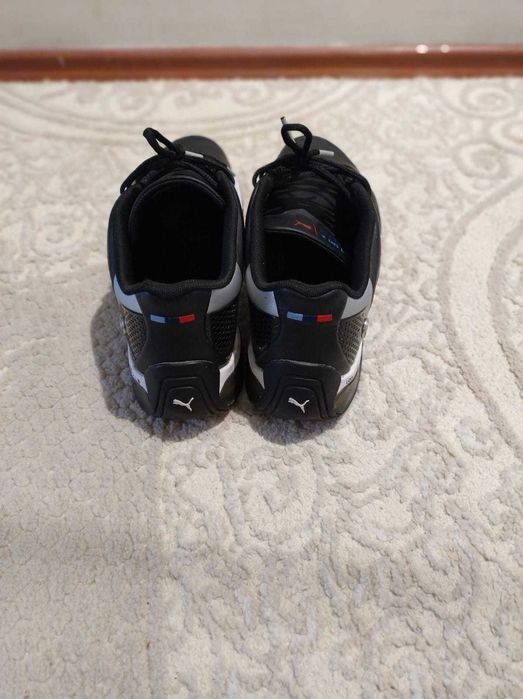 Adidas Puma BMW  Motorsport ca noi.
