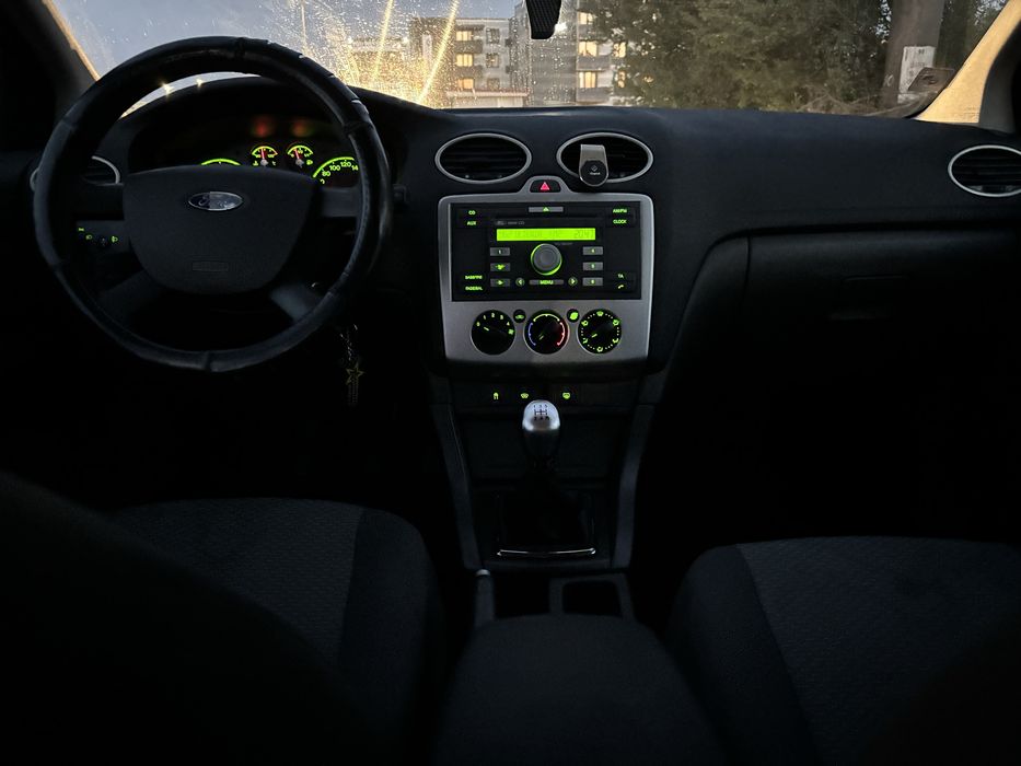 Vând ford focus 2 1.6 tdci