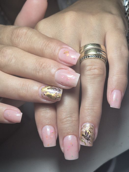 Manichiura și pedichiura clasica/semi /gel