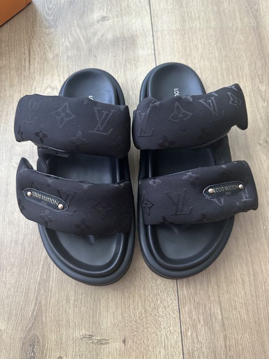Papuci Louis Vuitton