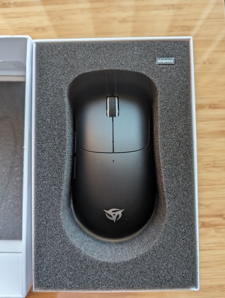 Mouse gaming Ninjutso Katana Superlight wireless