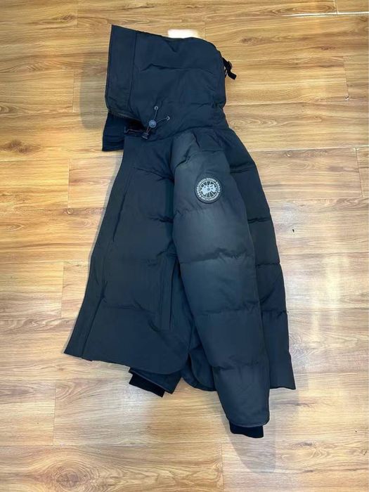 Canada goose puffer