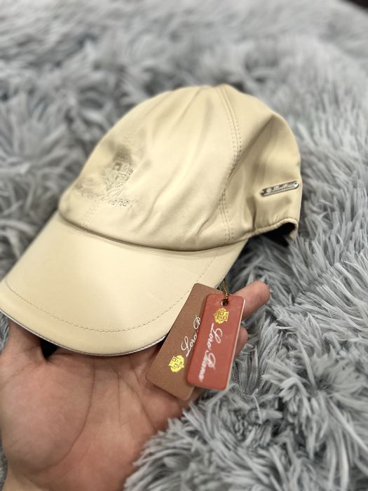 кепка от Loro piano