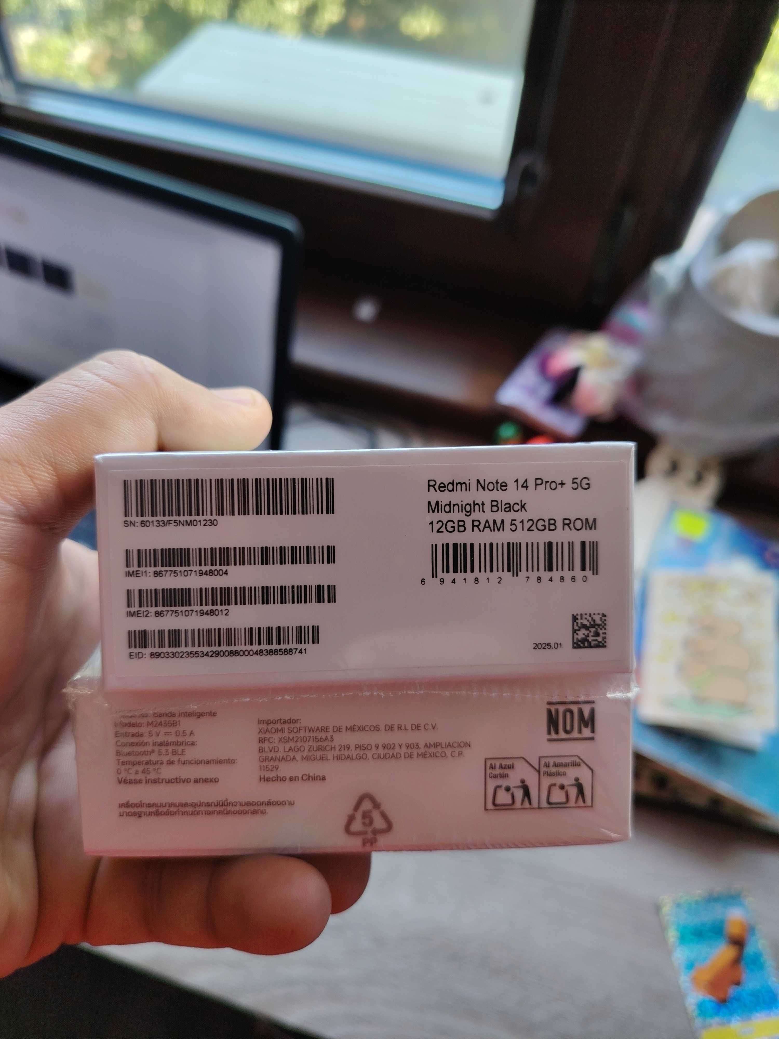 Продавам телефон Redmi 14Pro+ 5G с смарт гривна към него