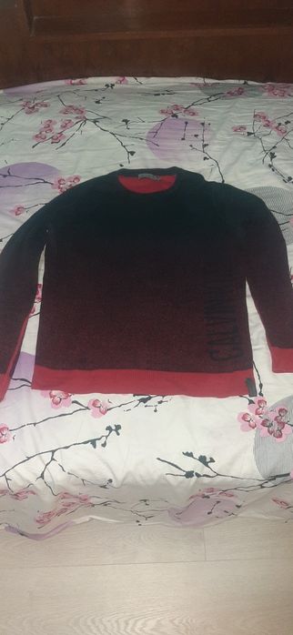 Pulover Calvin Klein original
