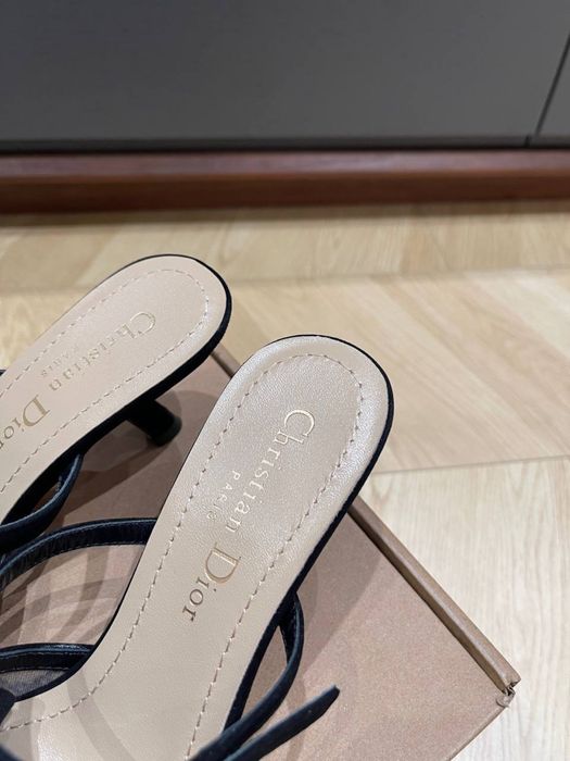 Pantofi Christian Dior