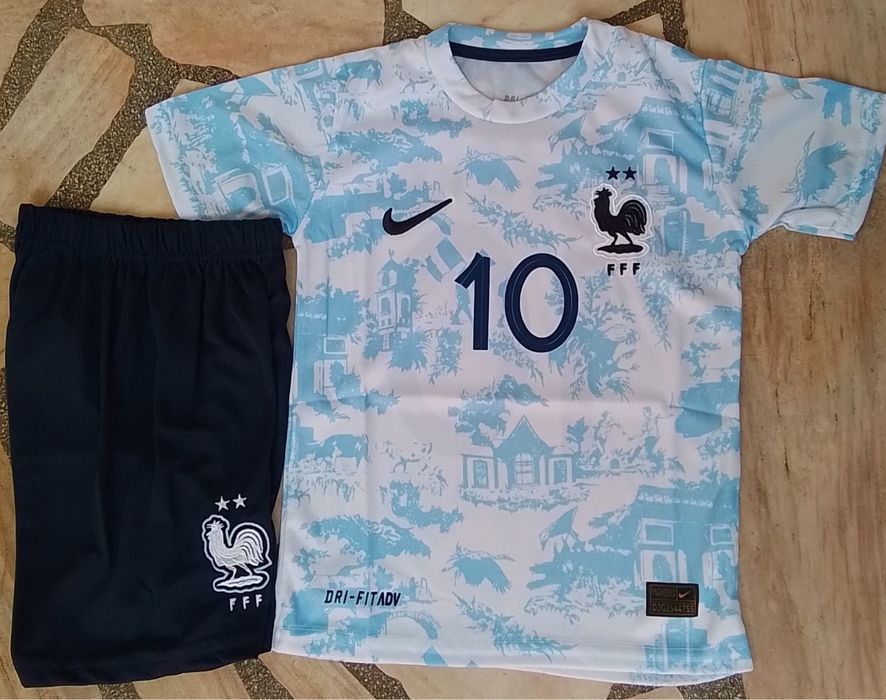 MBAPPE детско юношески футболни екипи на националния отбор на Франция