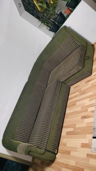 Vând colțar extensibil