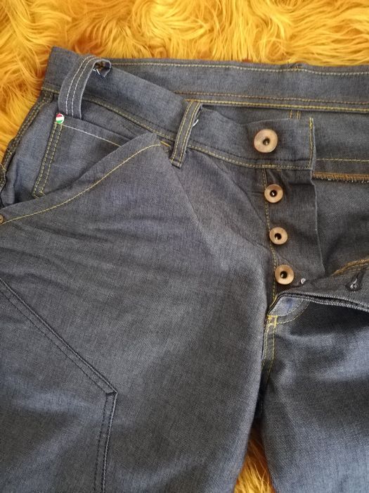 Продавам дьнки JACK JONES