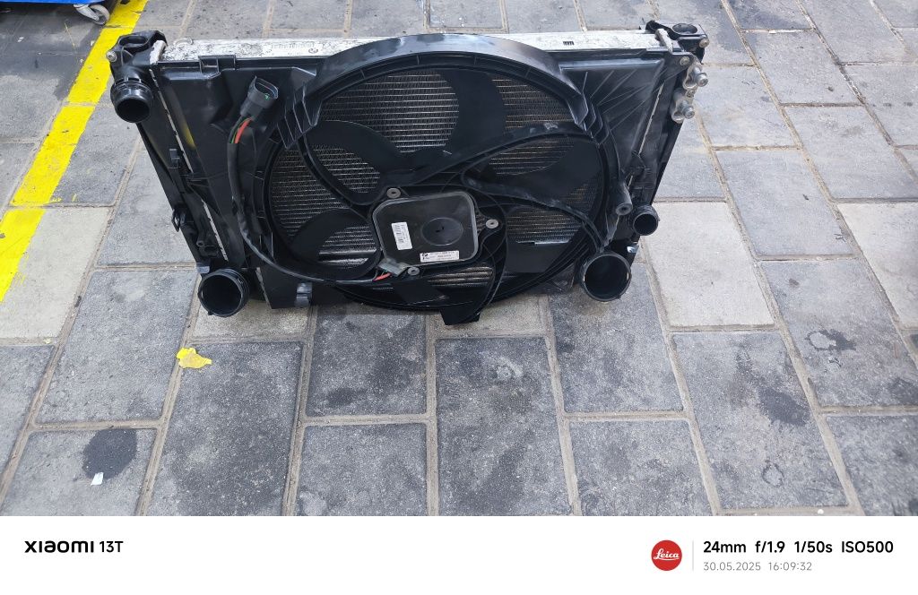 Radiatoare bmw e90 91 92 ,20 d Frm 2 xenon modul confort capac motor