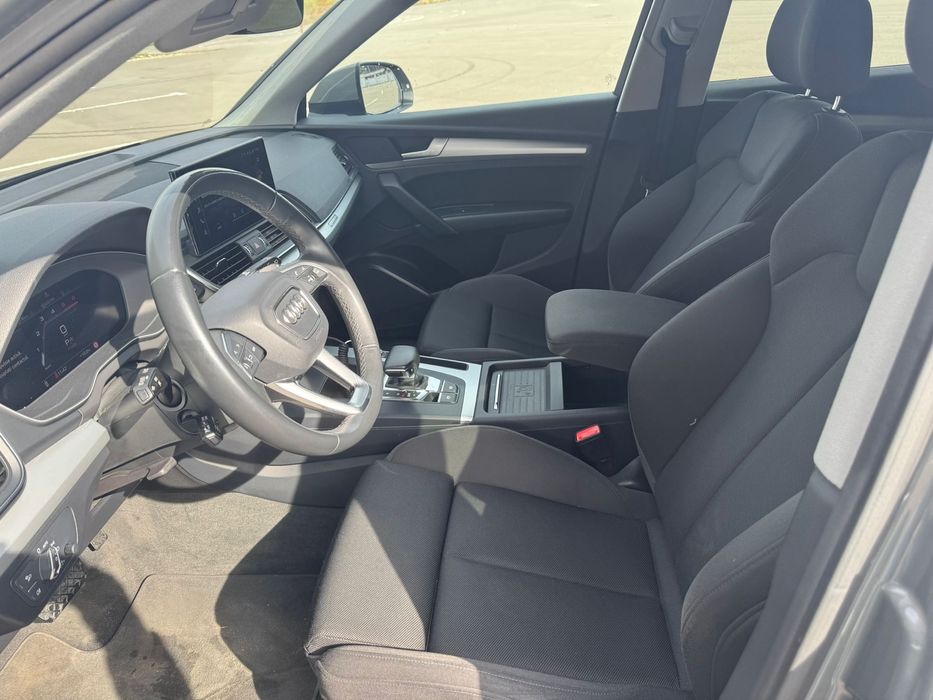 Audi Q5 Quattro S line 2025 2.0 D