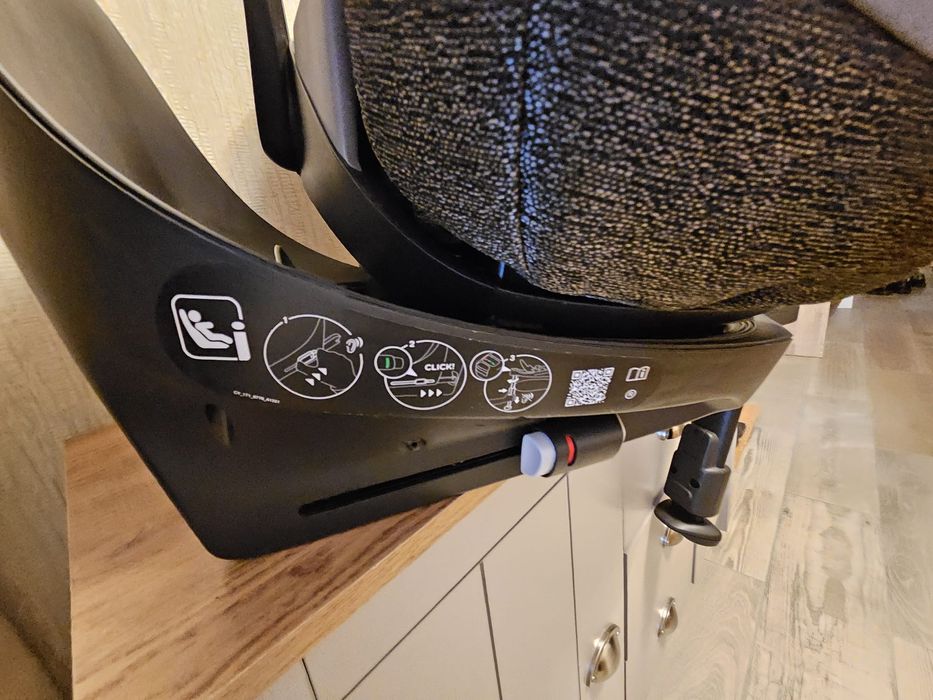 Vand scoica cybex cloud T nu vand separat baza