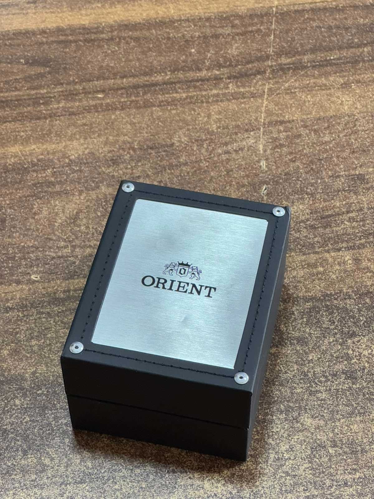 Часовник ORIENT - F692-UABO