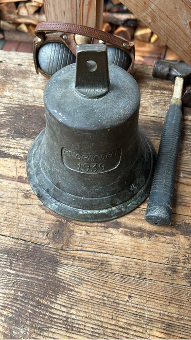 Clopot mare cu sunet puternic!