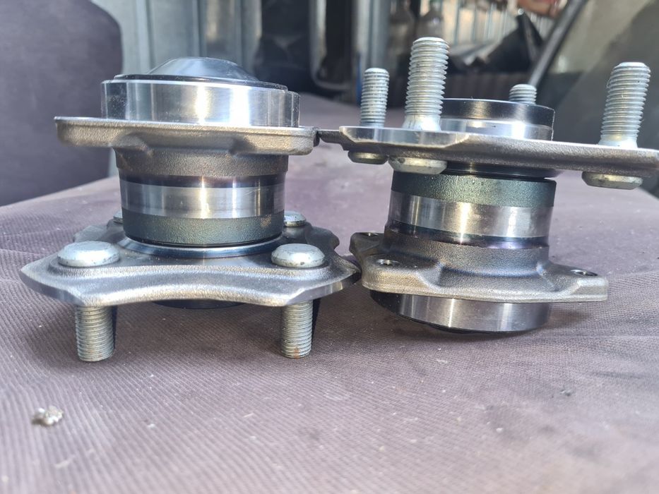 Продам ступицы заднии от Тайоты Ярис