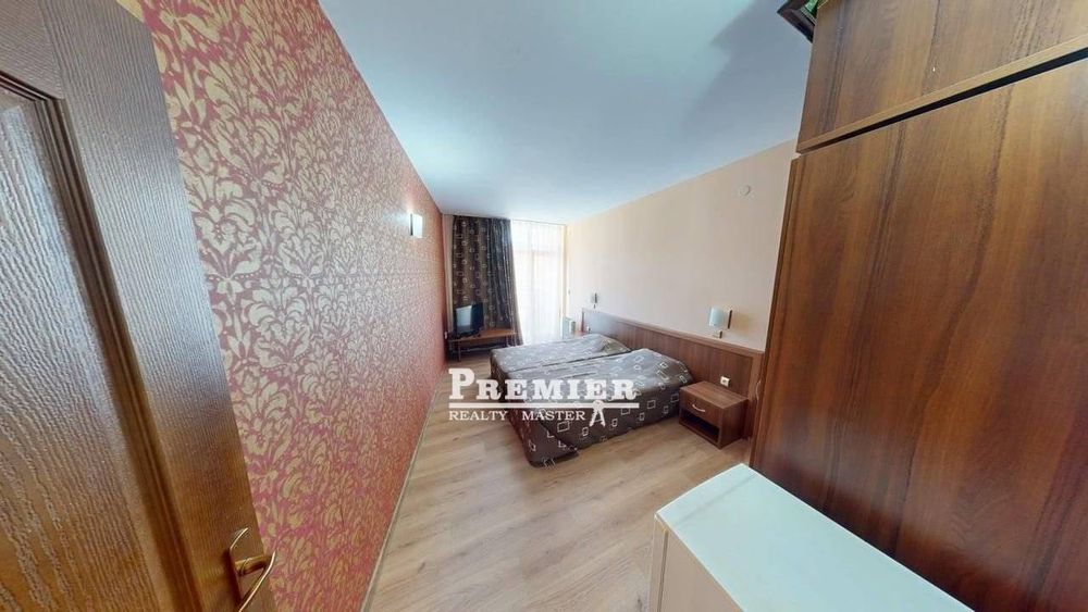 Продава се Двустаен апартамент в к.к. Слънчев бряг - 67 кв.м за 1120 €/кв.м - Снимка #9