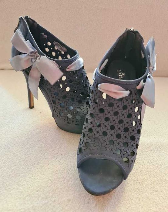 Sandale platforma marimea 38