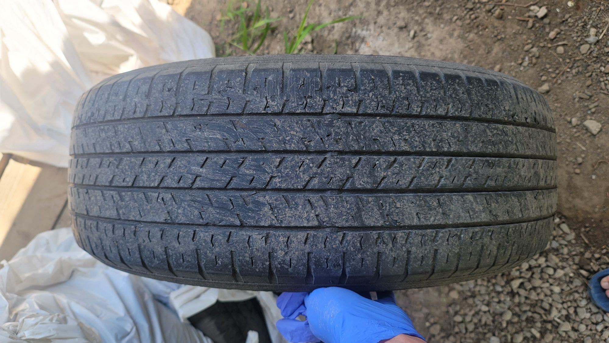 Шины Yokohama летние 225/60R18 4шт