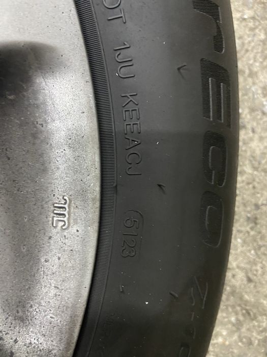 Летни гуми 215/60/16