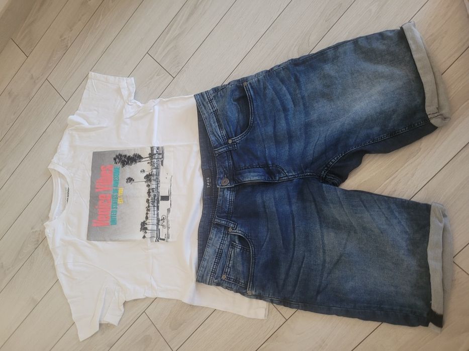 Blugi elastici +tricou marime L