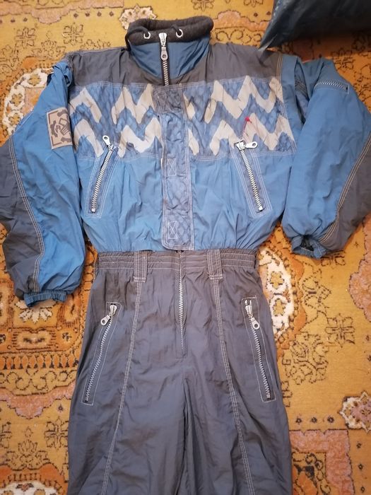OFERTA : Salopetă ski (mărimea M)