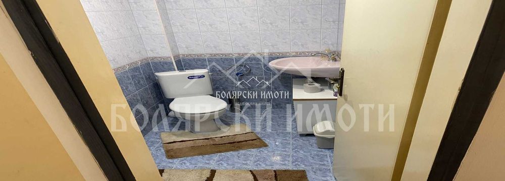 Просторен и уютен тристаен апартамент до Езикова гимназия