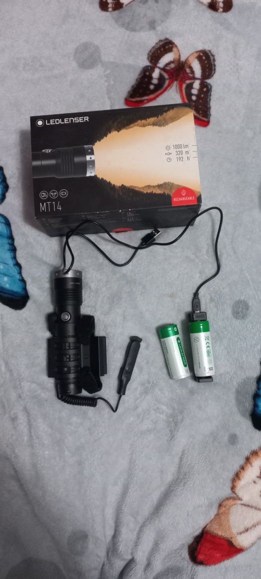 Led lenser MT14 Lanterna Vânătoare + accesorii