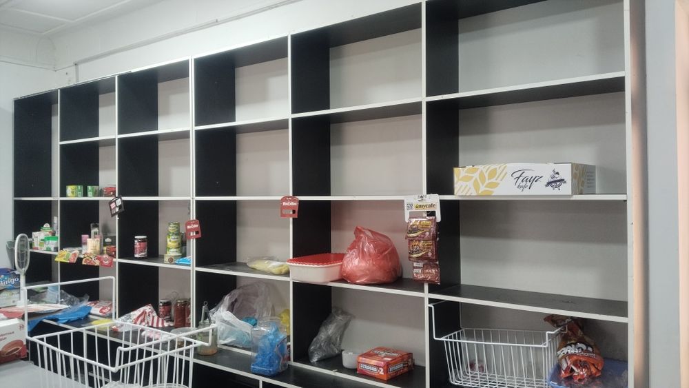 Полка магазин учун . Стелаж