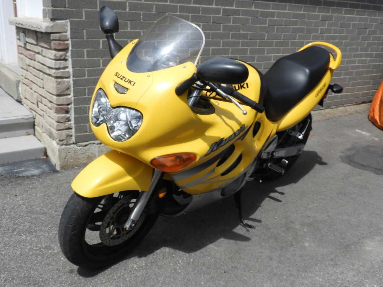 На части Suzuki gsxf katana 750 и 600куб. Сузуки гсхф катана