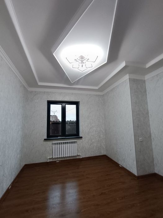 Продаю Дом 4.комнаты 1,8 сотки Авиасозлар Дубовая евро пол ключ.новый