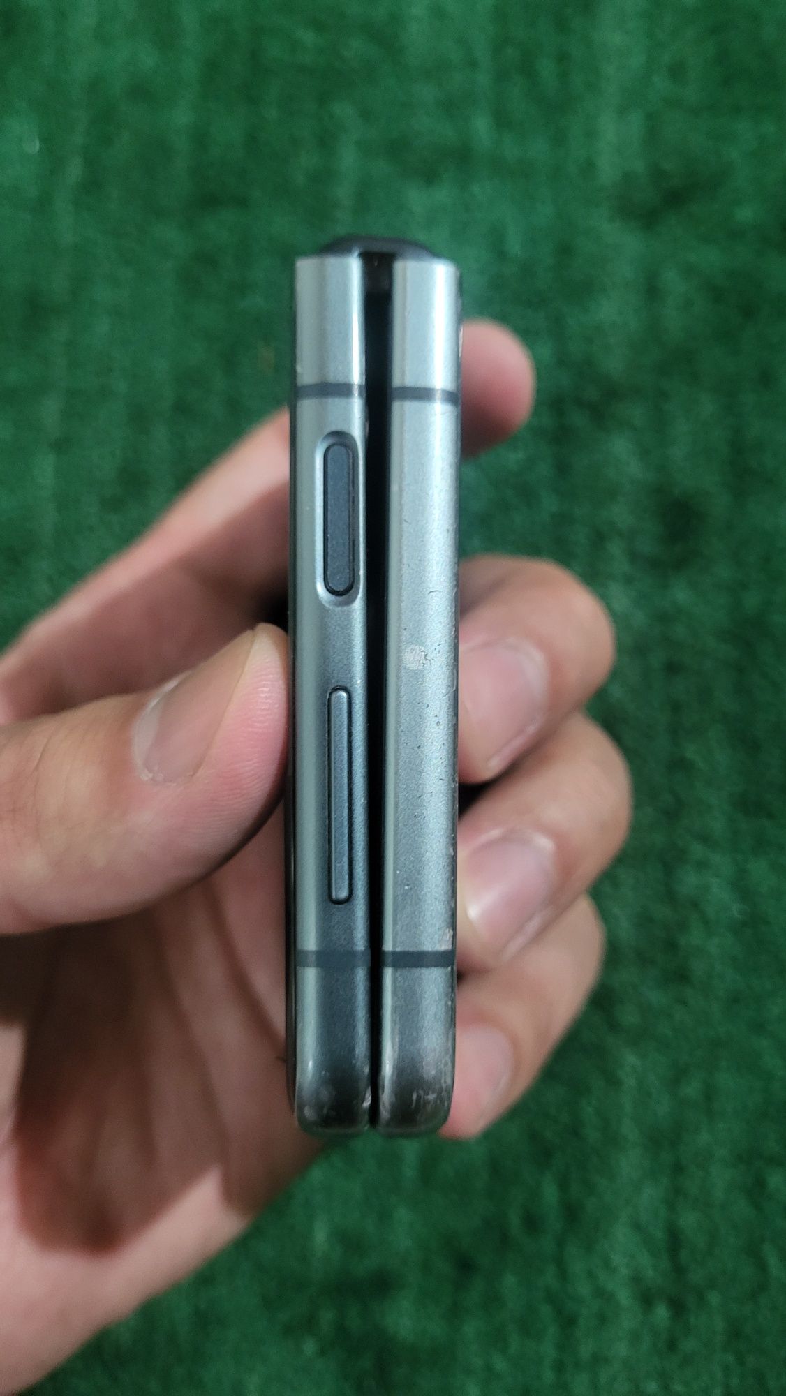 Samsung galaxy z flip 3