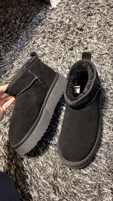Ghete tip UGG piele intoarsa noi